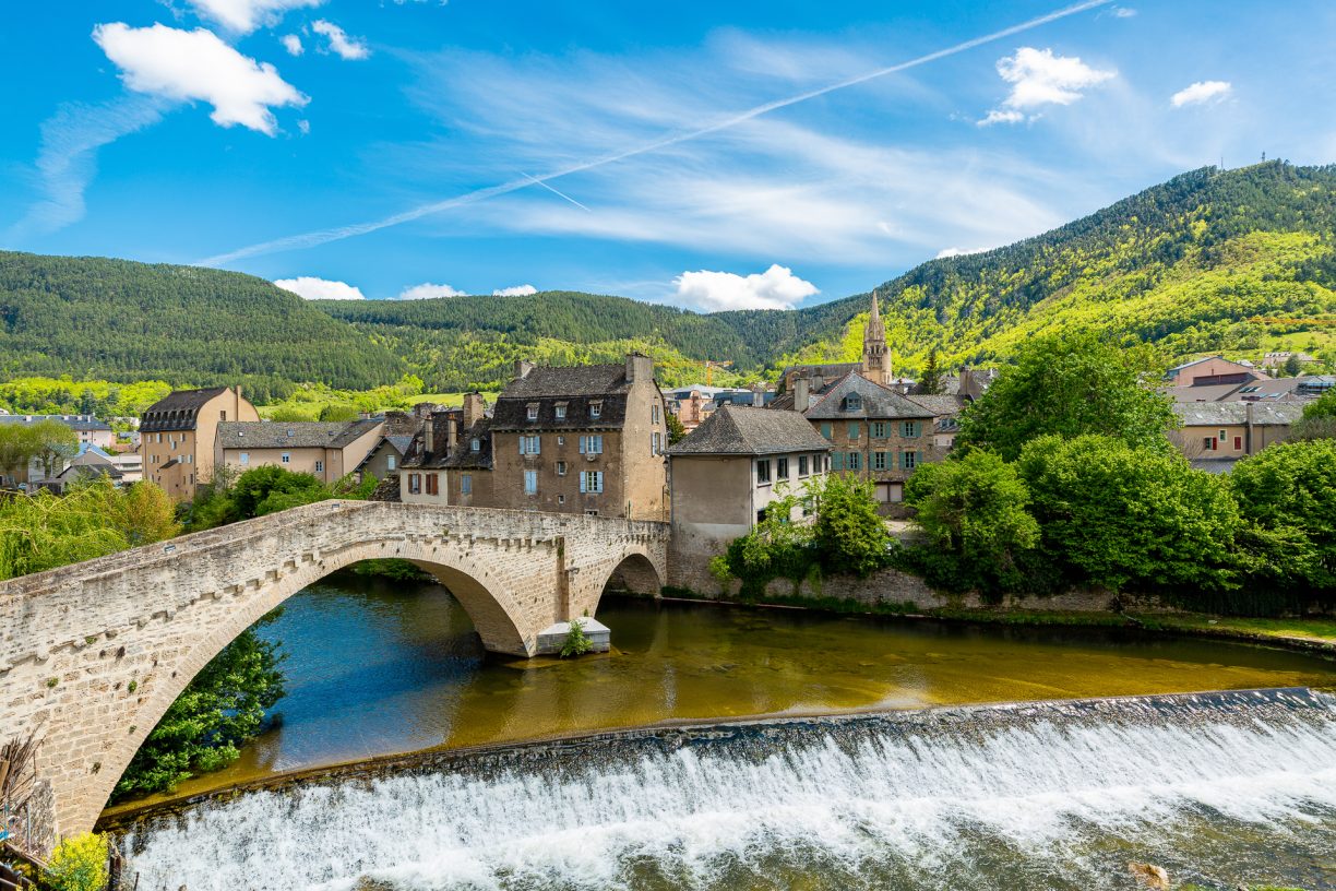 Vue de Mende en Lozère – opération laser des yeux à Mende